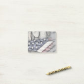 Post-it® Drapeau américain contre le mur de pierre (Sur un bureau)