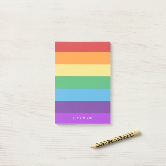 Post-it® drapeau arc-en-ciel (Sur un bureau)