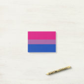 Post-it® Drapeau de fierté bisexuel (Sur un bureau)