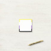 Post-it® Drapeau de fierté non binaire (Sur un bureau)