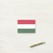 Post-it® drapeau de la Hongrie (Sur un bureau)