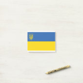 Post-it® Drapeau-Ukraine-avec-Trident (Sur un bureau)