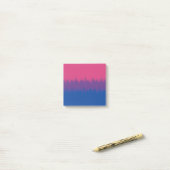 Post-it drapeaux bisexuels (Sur un bureau)