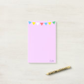 Post-it® Drapeaux multicolores & calligraphie sur violet (Sur un bureau)