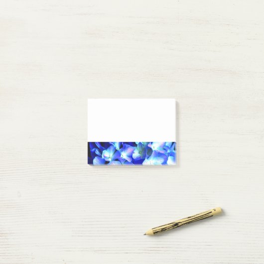 Post-it® Élégant bleu violet clair magenta hydrangée floral (Sur un bureau)