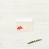 Post-it® Élégant Chic Style Féminin, Lèvres Rouges (Sur un bureau)