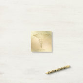 Post-it® Élégant Gold Caduceus Docteur Monogramme Nom 3x3 (Sur un bureau)