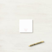 Post-it® Élégant rose pâle Monogramme blanc initial (Sur un bureau)