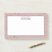 Post-it® Elégante main Rose or tiré floral (Sur un bureau)