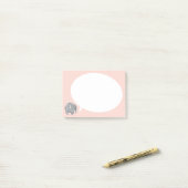 Post-it® Elephant gris avec bulle vocale sur Shell rose (Sur un bureau)