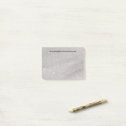 Post-it® Empreintes sur le sable Post it Notes (Sur un bureau)