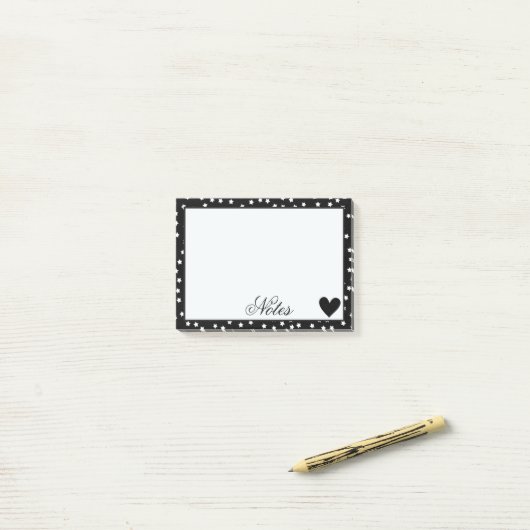 Post-it® Étoiles noires et blanches (Sur un bureau)