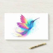 Post-it® Exotic Rainbow Hummingbird (Sur un bureau)