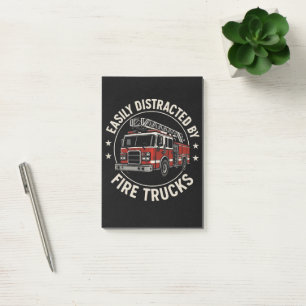 Post-it® Facilement Distrait Par Les Camions De Pompiers