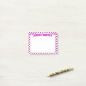Post-it® Faire que cela se produise - Notes adhésives rayée (Sur un bureau)