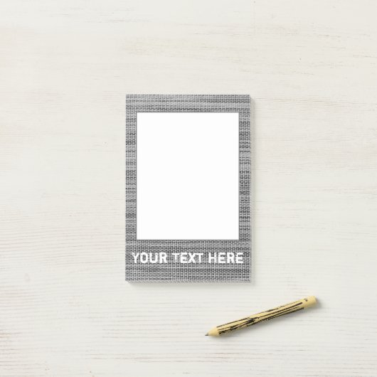 Post-it® Faux Grey Fabramed Post it Notes Texte personnalis (Sur un bureau)