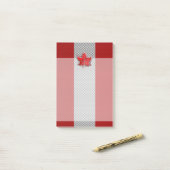 Post-it® Feuille d'érable rouge canadienne en fibre de carb (Sur un bureau)