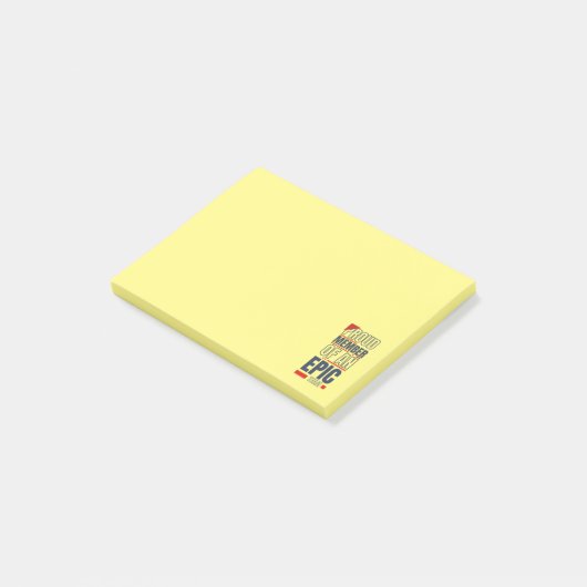 Post-it® Fier Membre d'une équipe épique Bureau de travail  (Incliné)