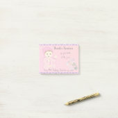 Post-it® Fille bébé en rose avec fleurs (Sur un bureau)