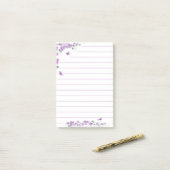 Post-it® Fleur de papillon pourpre (Sur un bureau)