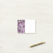 Post-it® Fleur rose (Sur un bureau)