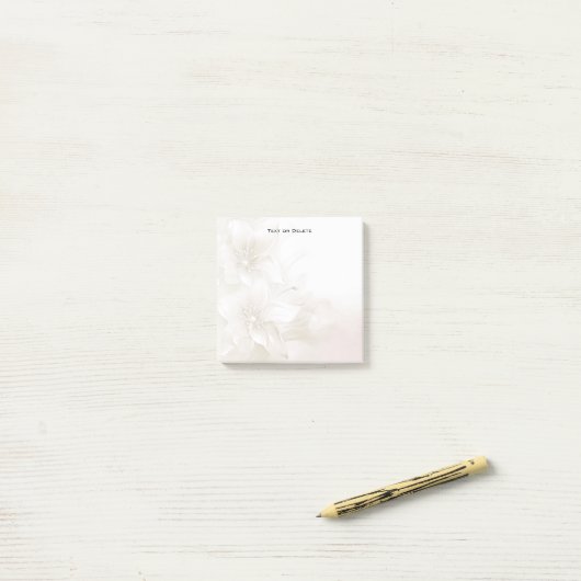 Post-it® Fleurs Blanches d'Ivoire Post it Notes (Sur un bureau)