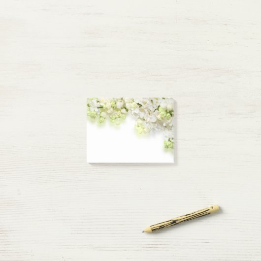 Post-it® Fleurs blanches post-it-notes (Sur un bureau)