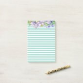 Post-it® Fleurs d'Aquarelle mignonne Grandes vertes (Sur un bureau)