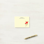 Post-it® Fleurs du Coeur Rouge mignonnes et papillons jaune (Sur un bureau)