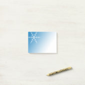 Post-it® Flocon de neige d'hiver blanc sur bleu rayonnant (Sur un bureau)
