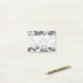 Post-it® Floral blanc vintage noir rustique (Sur un bureau)