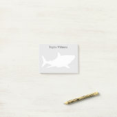Post-it® Grande silhouette de requin blanc avec votre nom (Sur un bureau)