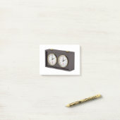 Post-it® Horloge d'échecs analogique (Sur un bureau)