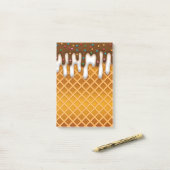 Post-it® Ice Cream Drip Gaufle Cone Chocolate And Vanilla (Sur un bureau)