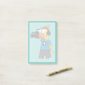 Post-it® Illustration D'Un Opérateur De Caméra Parasaurolop (Sur un bureau)