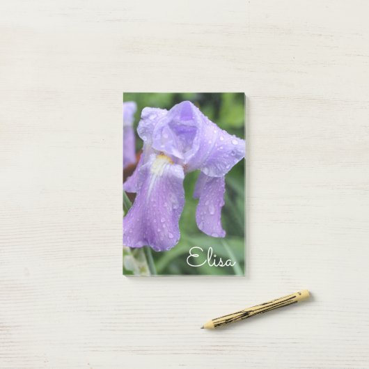 Post-it® Iris humide assez violet (Sur un bureau)