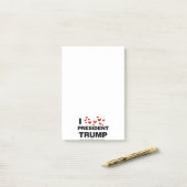 Post-it® J'aime les coeurs du président Trump (Sur un bureau)