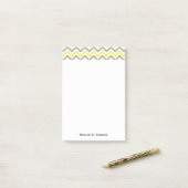 Post-it® Jaune, Gris Dk What Grand Motif Chevron ZigZag (Sur un bureau)