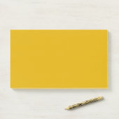 Post-it® Jaune Moutarde Uni (Sur un bureau)