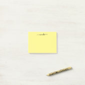 Post-it® Joli nom personnalisé jaune (Sur un bureau)