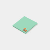 Post-it® Joli panda roux sur fond vert (Incliné)
