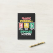 Post-it® Jouer au Pickleball Améliore la Mémoire (Sur un bureau)