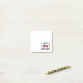 Post-it® Joyeux 8e anniversaire. 8 ans b-jour. (Sur un bureau)