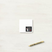 Post-it® La chasse est sur la chasse aux oeufs de lapin de  (Sur un bureau)