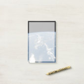 Post-it® La Poussière Saharienne Frappant Vers L'Ouest Dans (Sur un bureau)