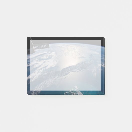 Post-it® La Station Spce Internationale Au-Dessus De L'Atla (Devant)