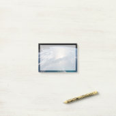 Post-it® La Station Spce Internationale Au-Dessus De L'Atla (Sur un bureau)