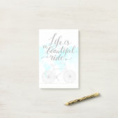 Post-it® La vie est un beau bleu de tour (Sur un bureau)