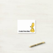 Post-it® Lapin de bunny jaune amusant (Sur un bureau)