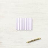 Post-it® Lavande violet et blanc bonbons rayures (Sur un bureau)